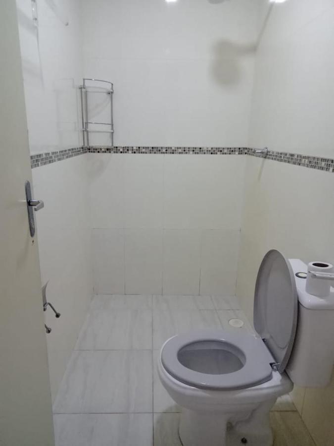 Recanto Bellamar Pousada E Hostel Гуаружа Экстерьер фото