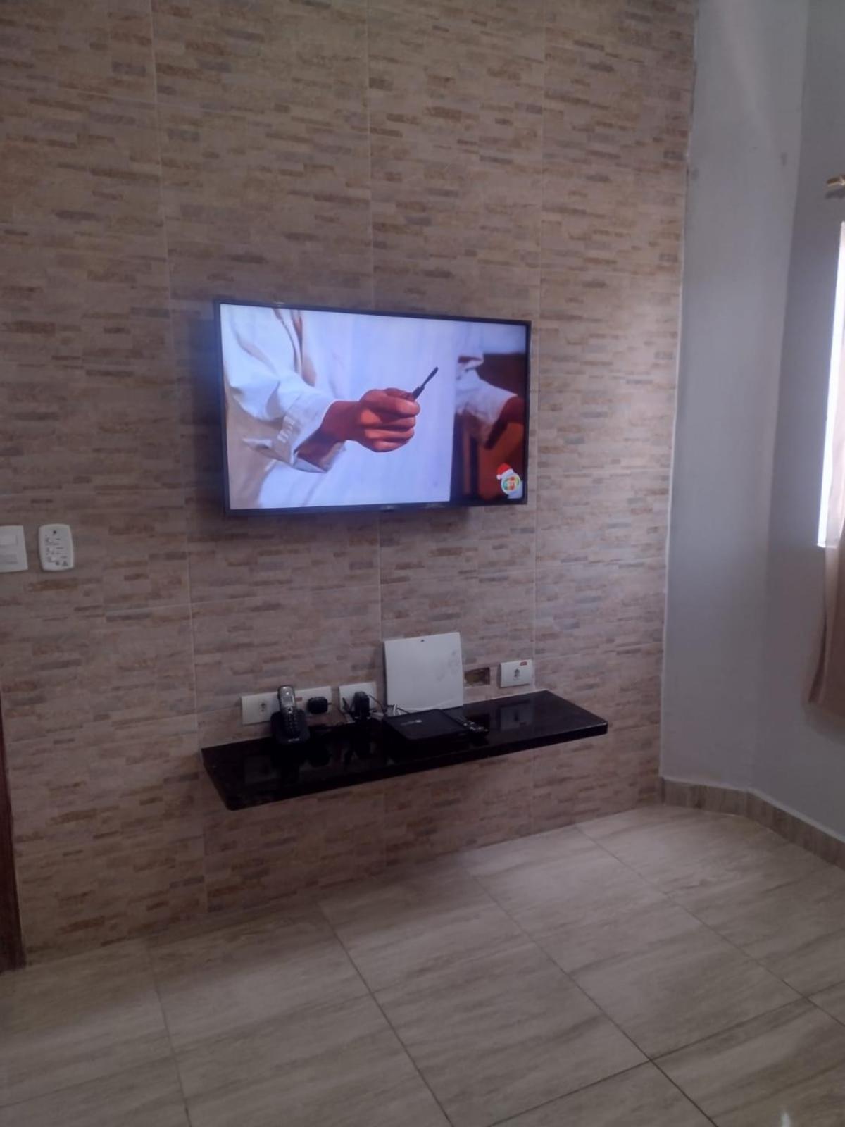 Recanto Bellamar Pousada E Hostel Гуаружа Экстерьер фото